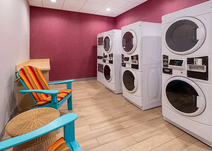 Hotel Tru By Hilton Airport Medical Center Pensacola