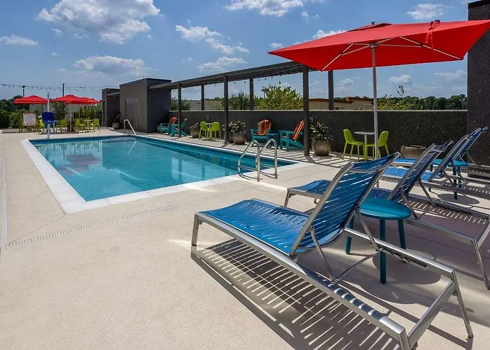 Tru By Hilton Airport Medical Center Hotel Pensacola